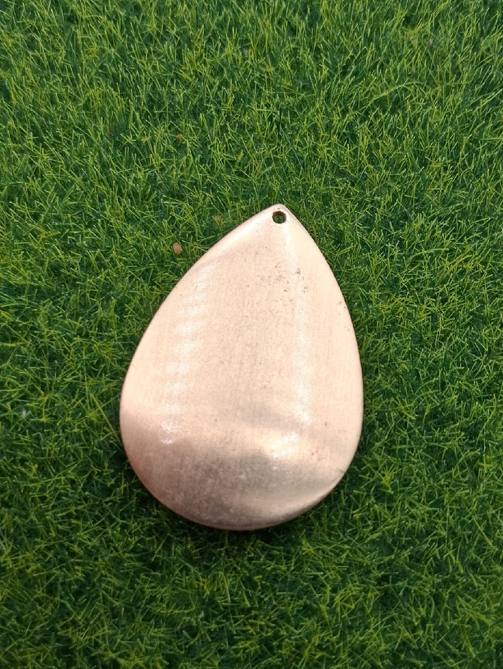 Teardrop Metal Pendant P409